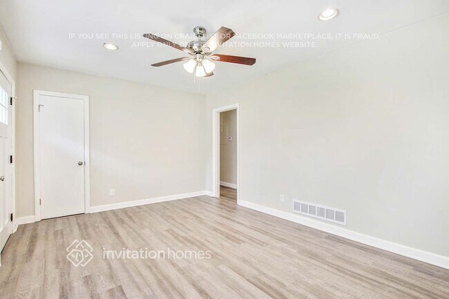 Foto del edificio - 1620 Flintwood Dr SE