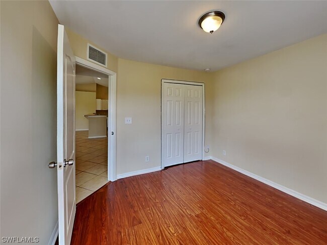 Foto del edificio - 2718 31st St SW