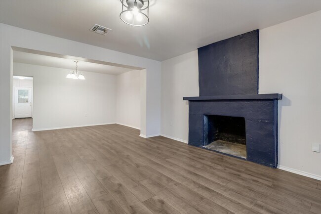 Foto del edificio - 1230 Chalmers Ave