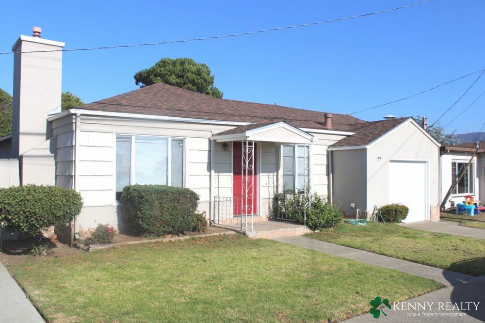 Primary Photo - Ranch Style Single Family Home