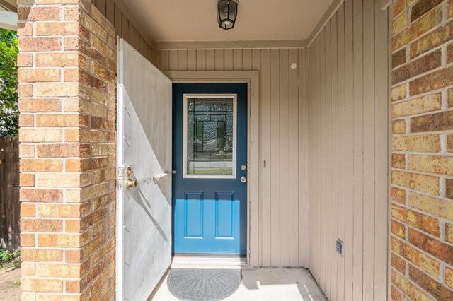 Foto del edificio - 721 Oakwood Ln