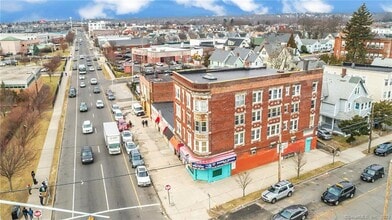 Building Photo - 1220 State St