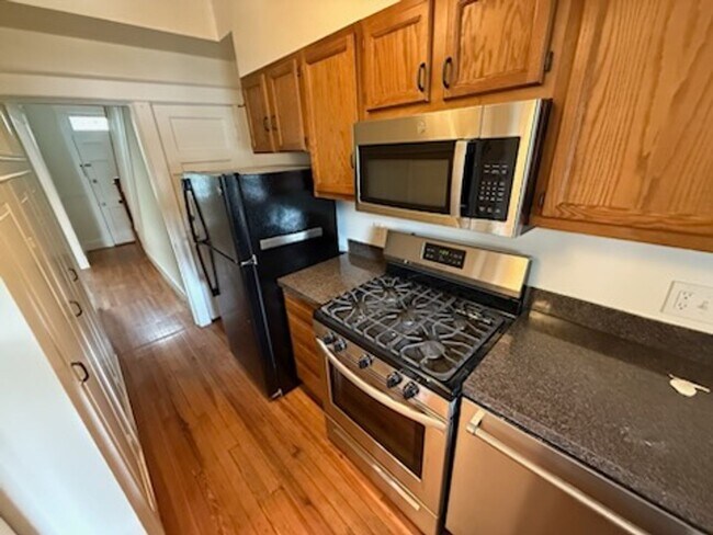 Foto del edificio - Georgetown Row Home For Rent!