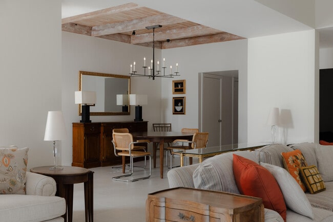 Foto del edificio - 75223 Concho Dr