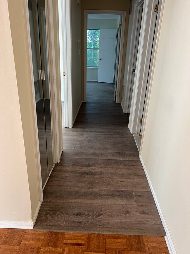 70 Willow Ct Unit 70, Trenton, NJ 08619 Condo for Rent in Trenton, NJ