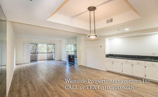 Foto del edificio - 410 S Barrington Ave