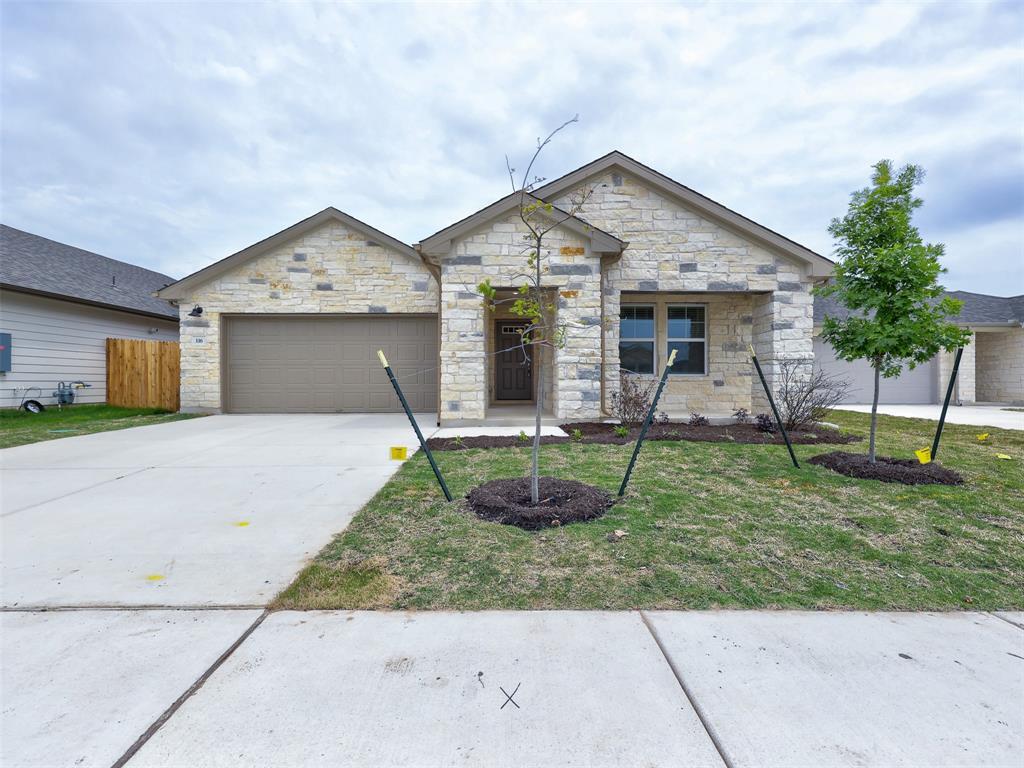 Foto principal - 116 Greenspire Ln