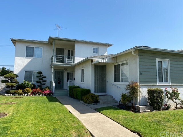 Foto principal - 661 W Riggin St