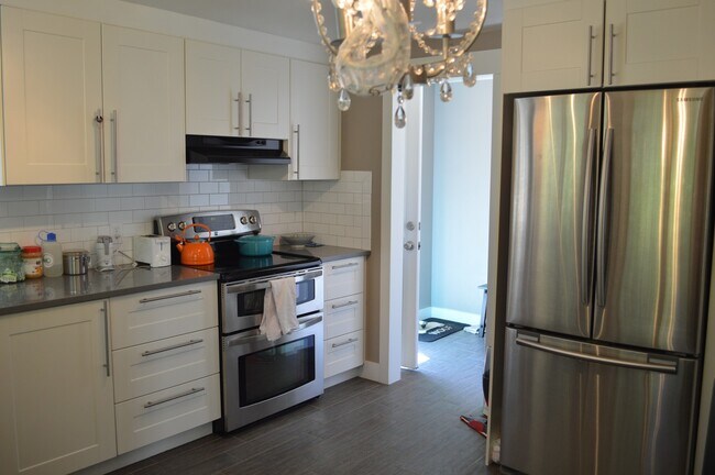 Foto del edificio - Remodeled 2 bed, 1 Bath in the heart of Fort Collins!