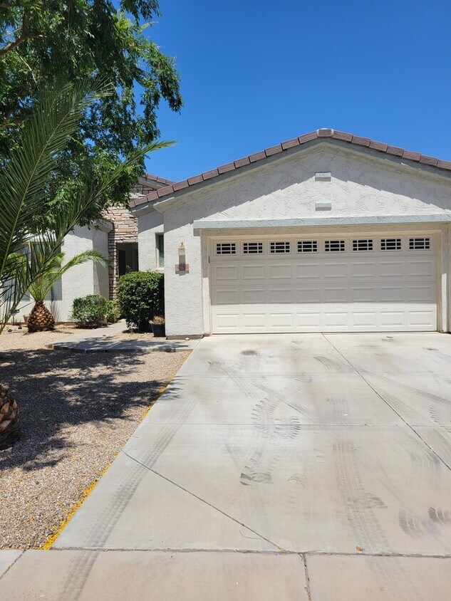 4256 E Blue Spruce Ln, Gilbert, AZ 85298 House Rental in Gilbert, AZ