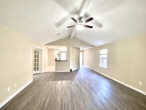 Building Photo - 28922 San Bernard River Loop