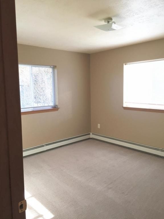 Building Photo - 4121 W. Newcomb Dr 202