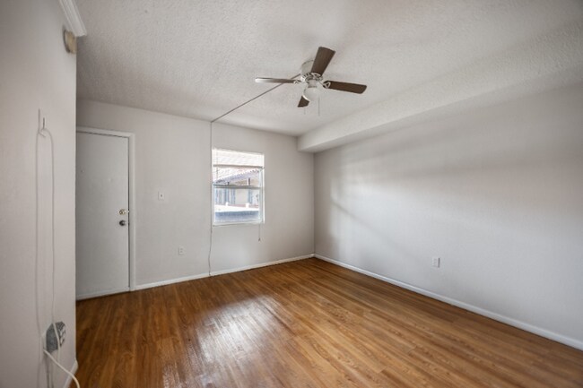 Foto del edificio - 914 SW 8th Ave