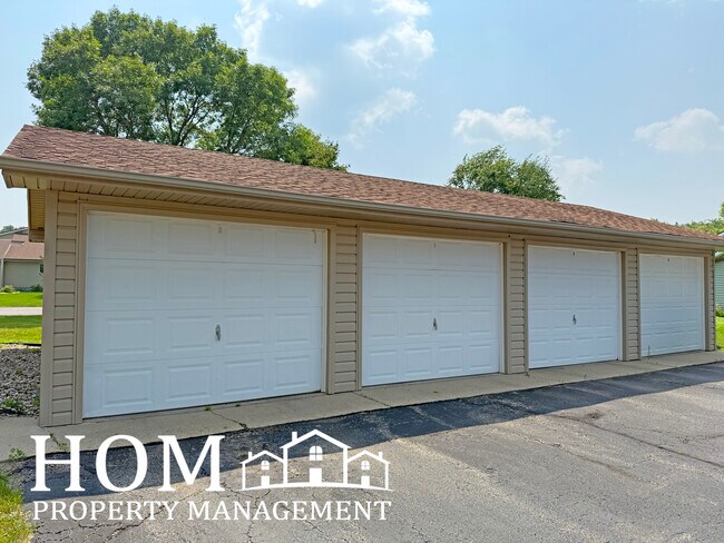 Foto del edificio - 1701 Pleasant View Dr