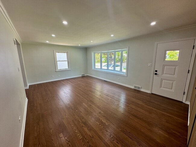 Foto del edificio - 823 N Yale Ave