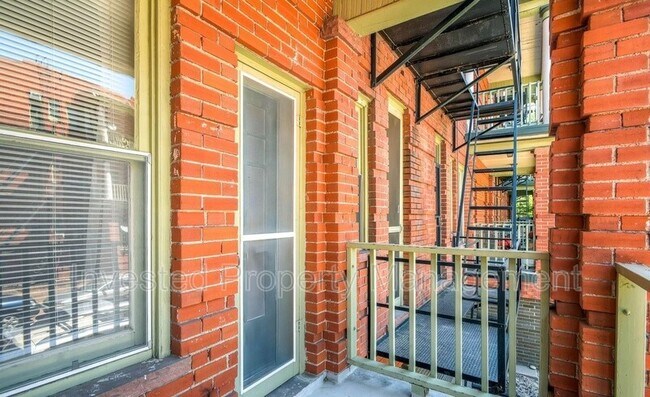 Foto del edificio - 1356 N Pearl St