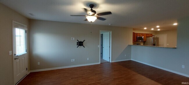 Foto del edificio - 13575 Crescent Ridge Dr