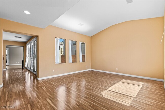 Building Photo - 8220 Chimney Bluff St