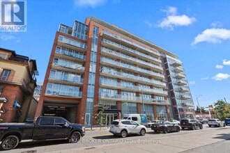 Building Photo - 354 Gladstone Ave
