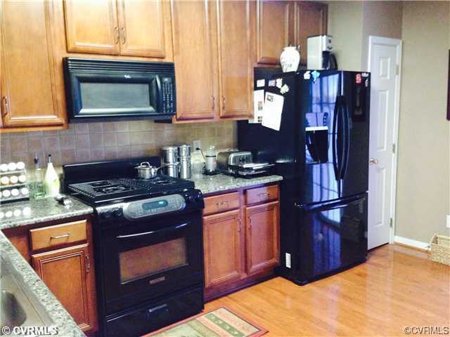Building Photo - 912 Jamerson Ln