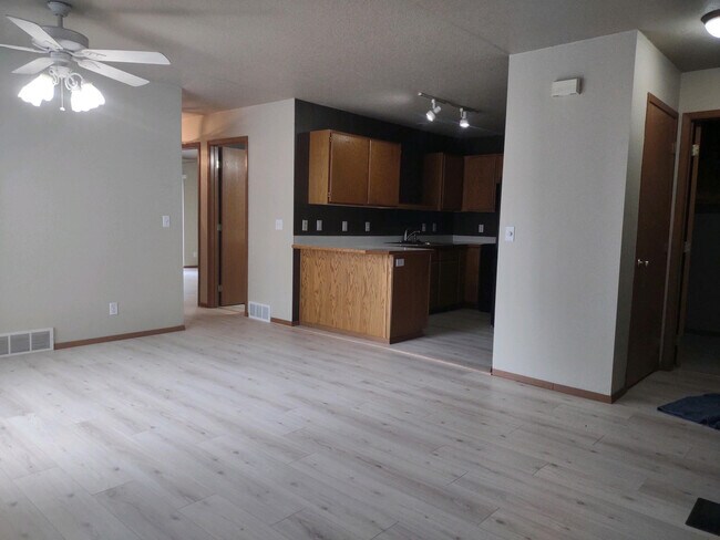 Foto del edificio - 307 E 4th Ave