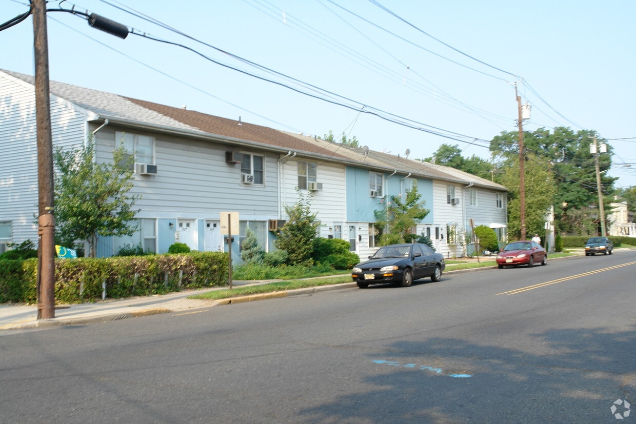 409 Market St, Perth Amboy, NJ 08861 Apartments Perth Amboy, NJ
