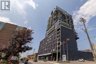 Building Photo - 203 Catherine St