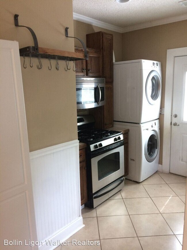Building Photo - 2 br, 2 bath House - 419 South Woodrow