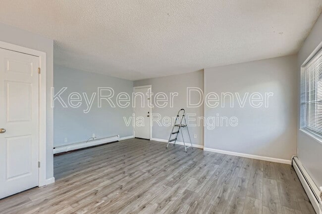 Foto del edificio - 2880 Eliot Cir
