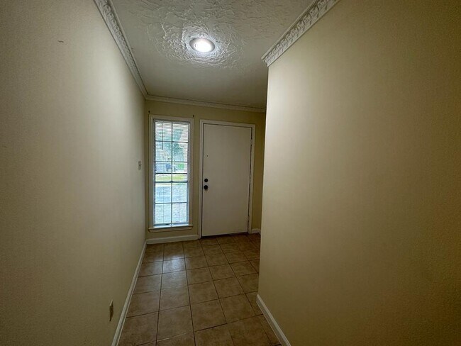 Foto del edificio - 239 Kings Way