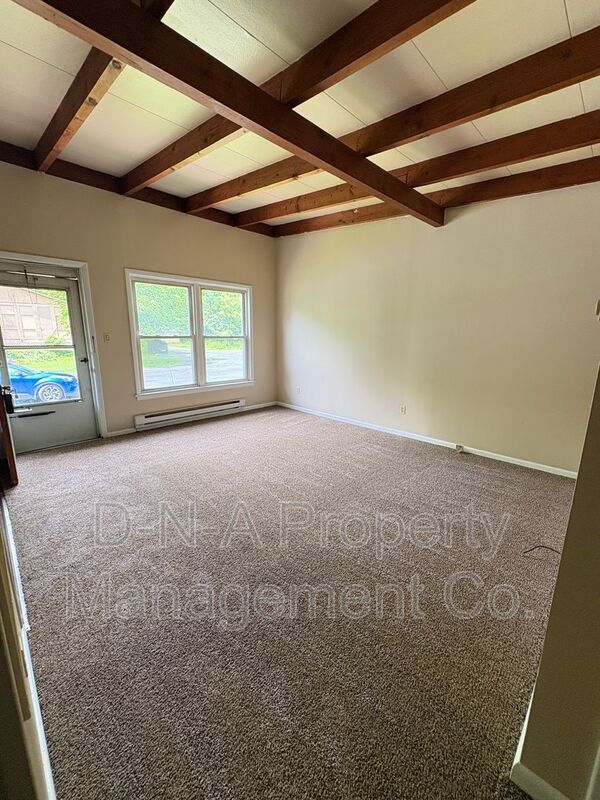Building Photo - 114 Cabanna Ln