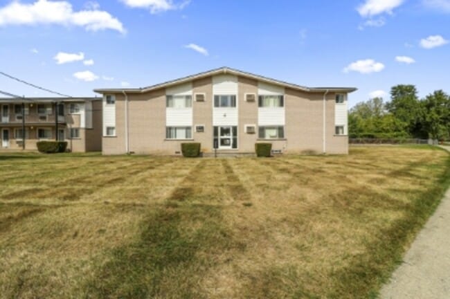 Building Photo - 610 Harrison Blvd