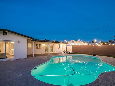 Foto del edificio - 1125 E Marigold Ln