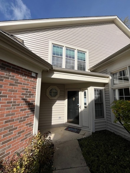 Foto del edificio - 312 Spring Creek Cir