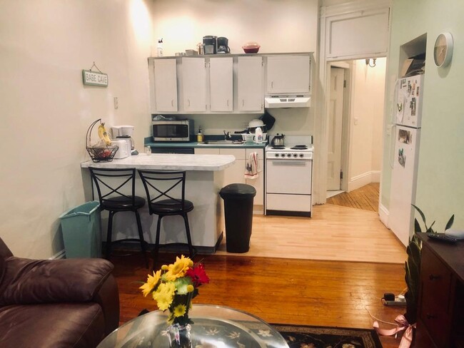 Kitchen - 481 Beacon St