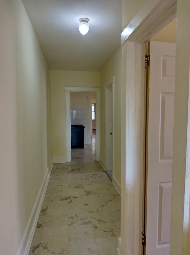Hallway - 29 Parkview Ave