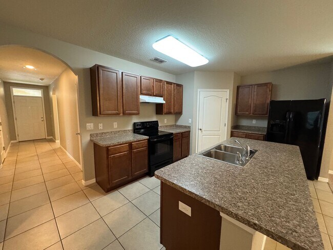 Foto del edificio - Beautiful 4 BR / 2 BA Home in Winter Haven!