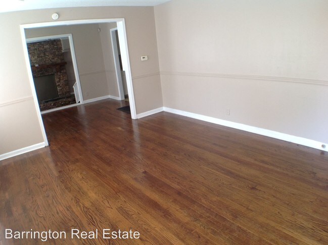 Building Photo - 621 Callahan Rd