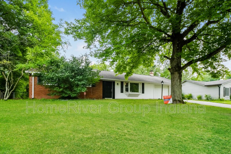 Primary Photo - 1739 Shawnee Rd