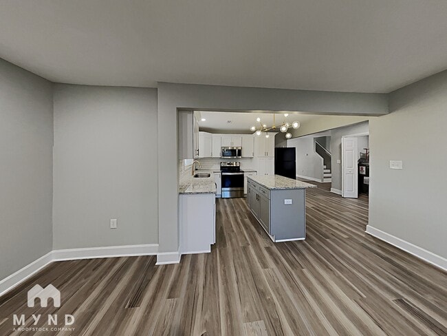 Building Photo - 2407 Ben Hill Rd