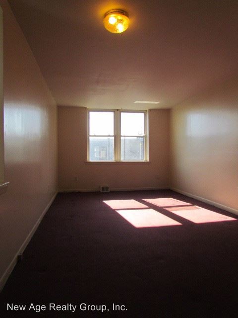 Foto del edificio - 2328 Saint Albans St