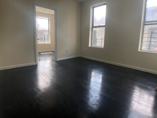 Foto del edificio - 536 W 143rd St