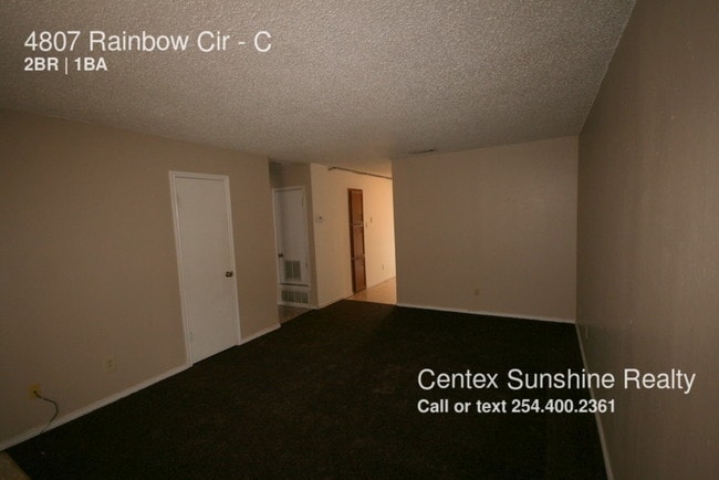 Building Photo - 4807 Rainbow Cir