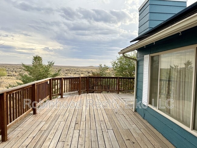 Building Photo - 16 Diamondback Ln