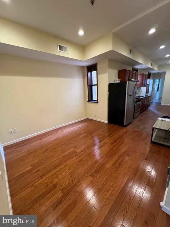 Foto del edificio - 755 S 8th St