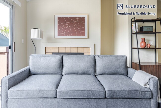 Foto del edificio - 117 Rock Harbor Ln