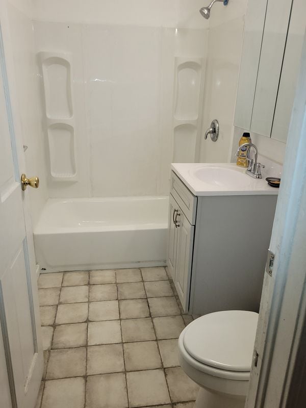 Foto del edificio - 376 W Delavan Ave