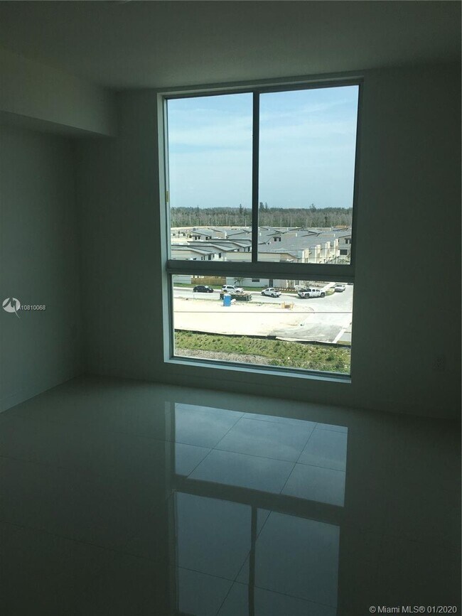 Building Photo - 7825 NW 107th Ave