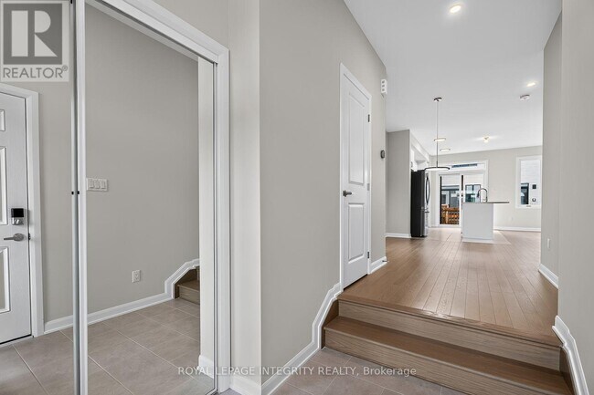 Building Photo - 740 Tadpole Cres
