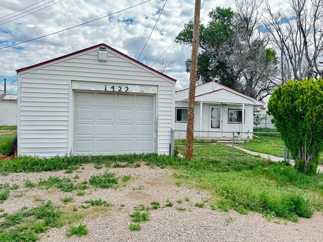 Foto del edificio - RURAL 2 BEDROOM, 1 BATHROOM, SINGLE FAMILY...